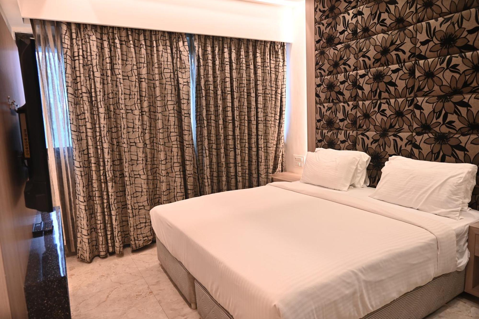 Kumar Resort By Turtle, Lonavla Zewnętrze zdjęcie